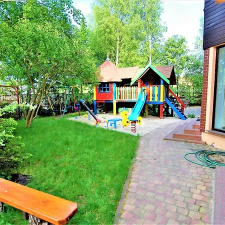 Rum i privatbostad Z Widokiem Na Morze 2